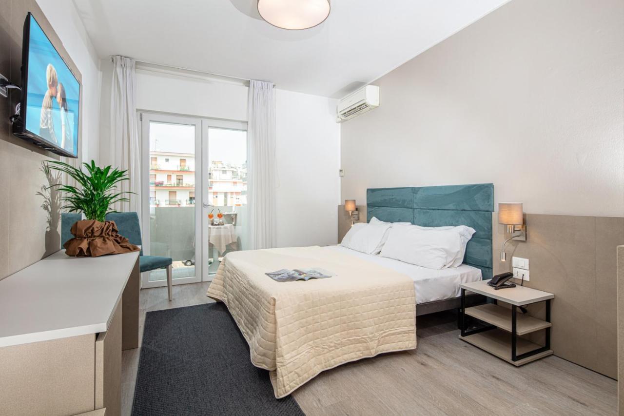 Hotel Pigalle Lido di Jesolo Zewnętrze zdjęcie