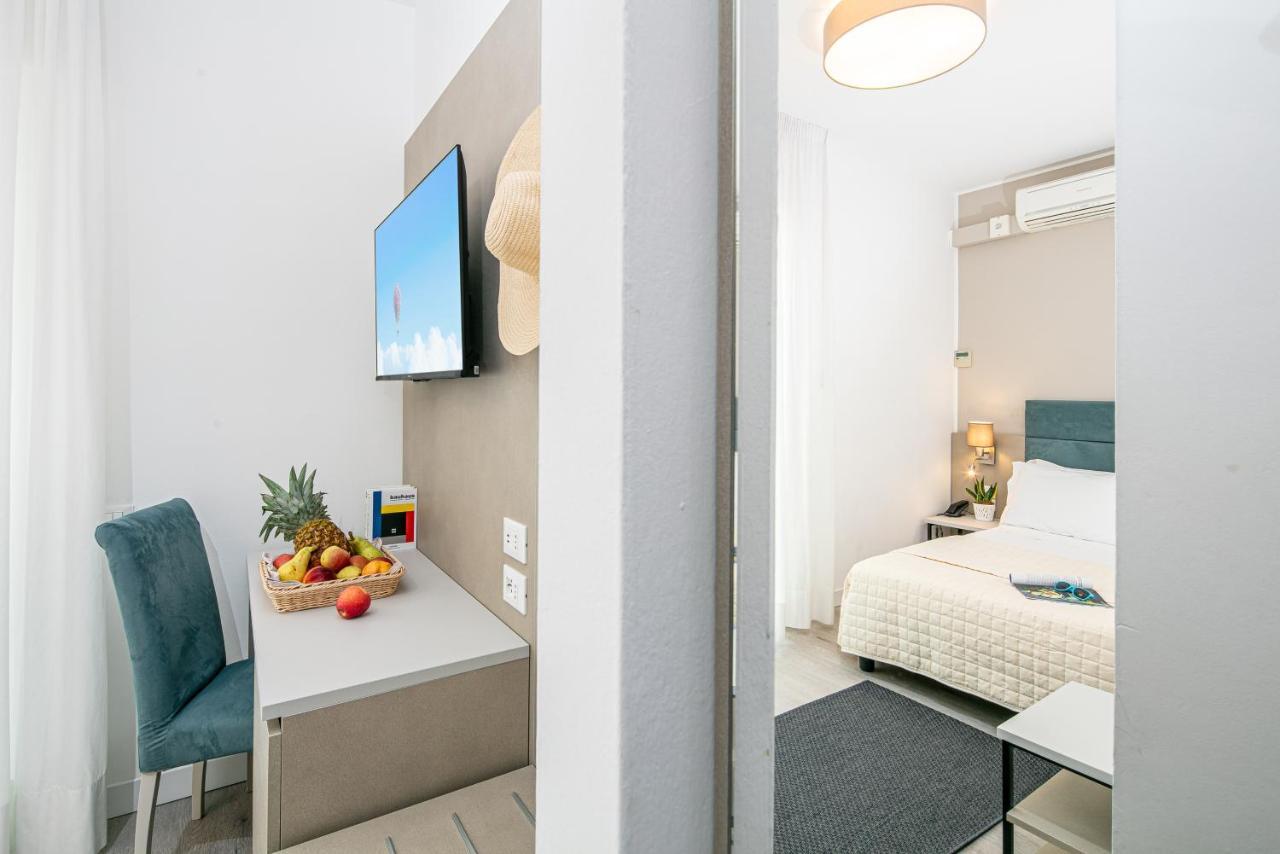 Hotel Pigalle Lido di Jesolo Zewnętrze zdjęcie