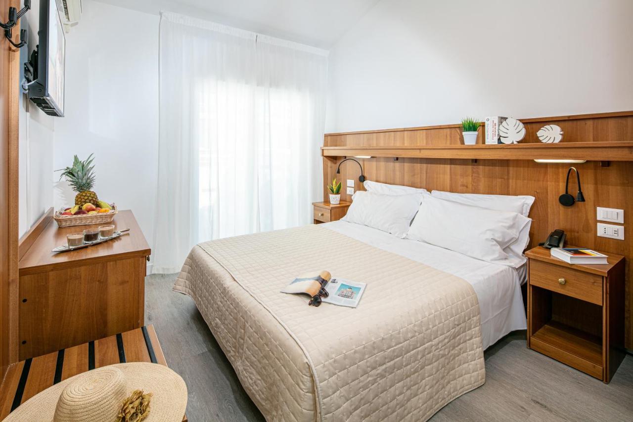 Hotel Pigalle Lido di Jesolo Zewnętrze zdjęcie