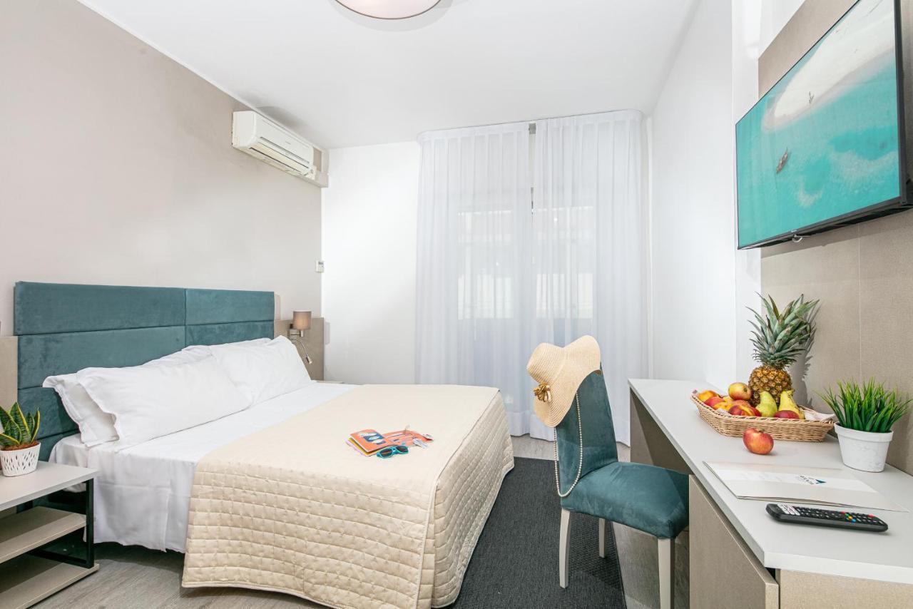 Hotel Pigalle Lido di Jesolo Zewnętrze zdjęcie