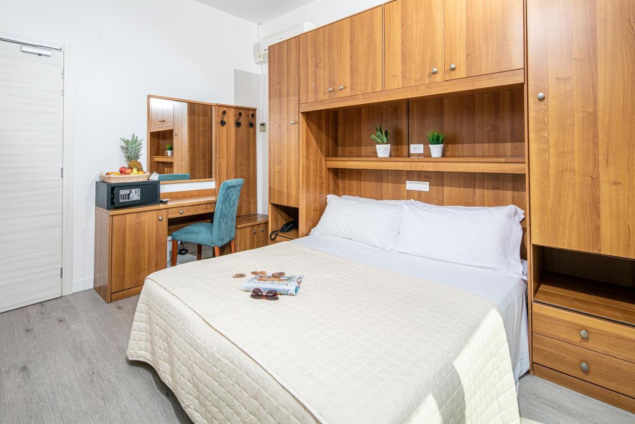 Hotel Pigalle Lido di Jesolo Zewnętrze zdjęcie