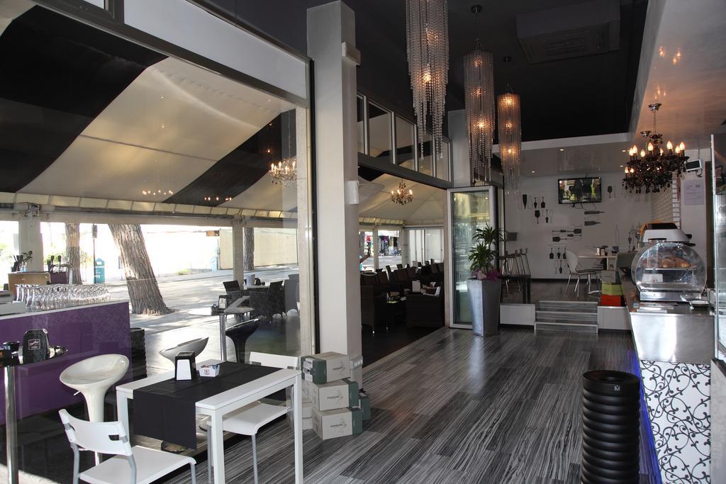 Hotel Pigalle Lido di Jesolo Zewnętrze zdjęcie