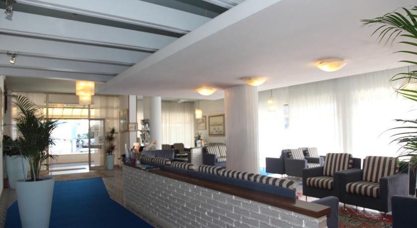 Hotel Pigalle Lido di Jesolo Zewnętrze zdjęcie