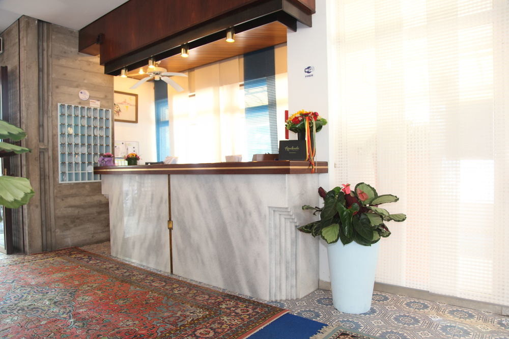 Hotel Pigalle Lido di Jesolo Zewnętrze zdjęcie