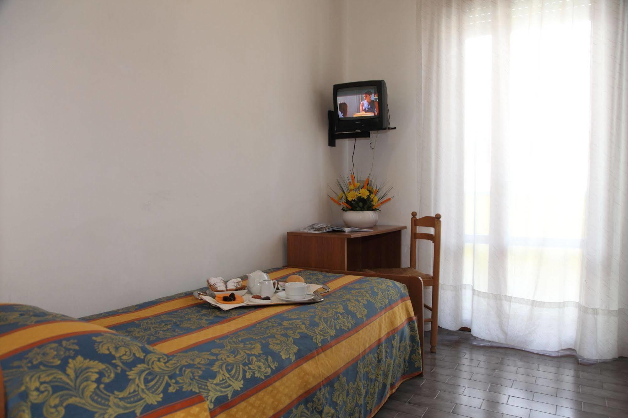 Hotel Pigalle Lido di Jesolo Zewnętrze zdjęcie