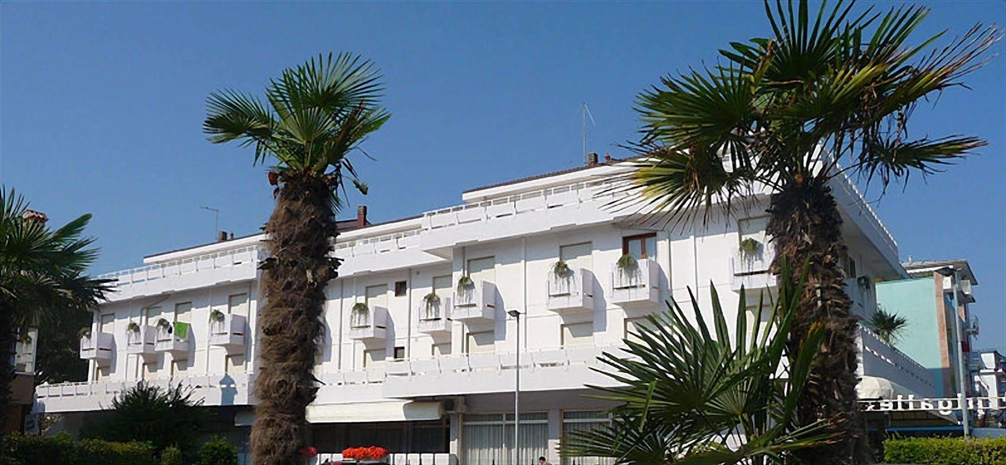 Hotel Pigalle Lido di Jesolo Zewnętrze zdjęcie